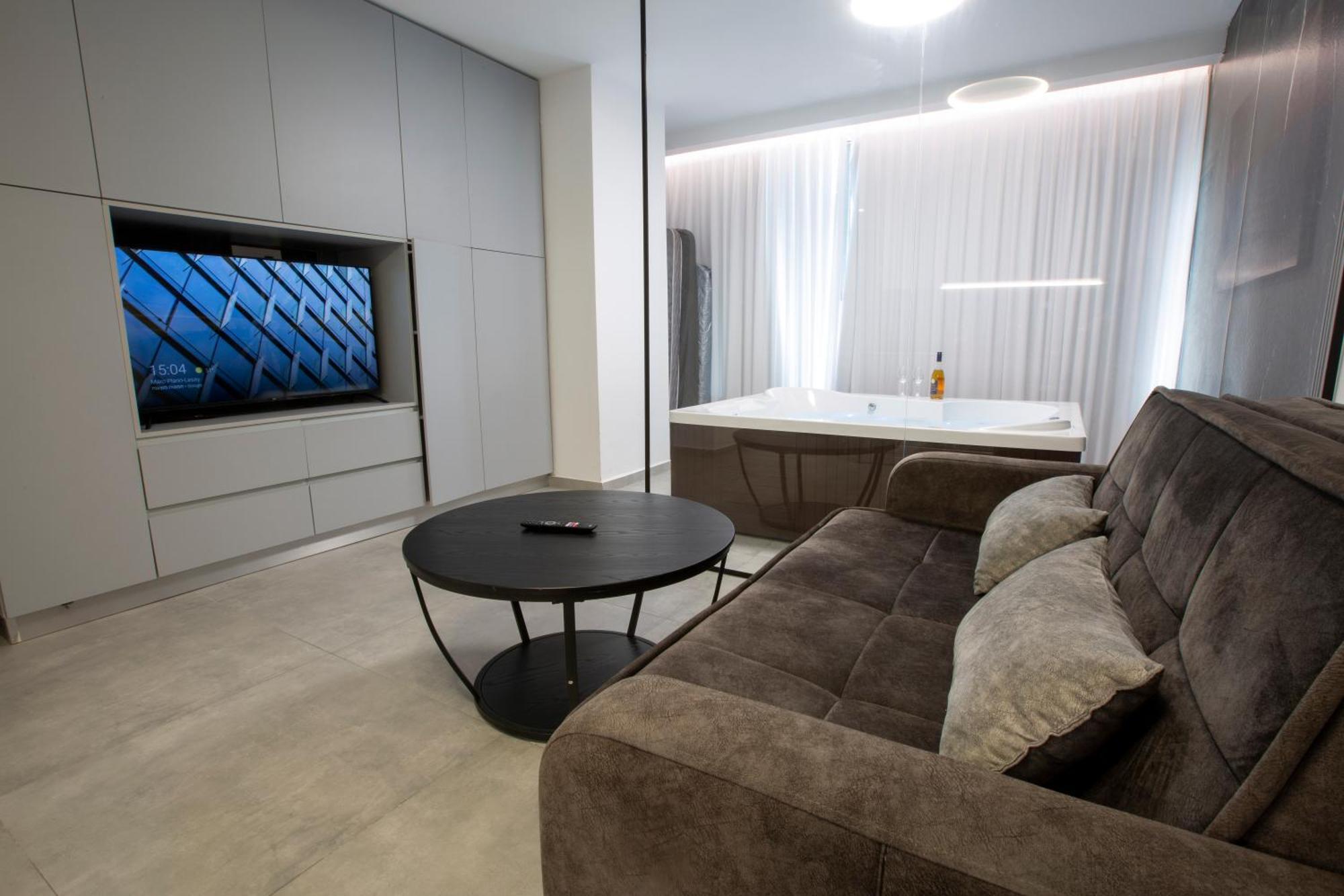 חוויה בכיכר גולד Apartamento Netanya Exterior foto